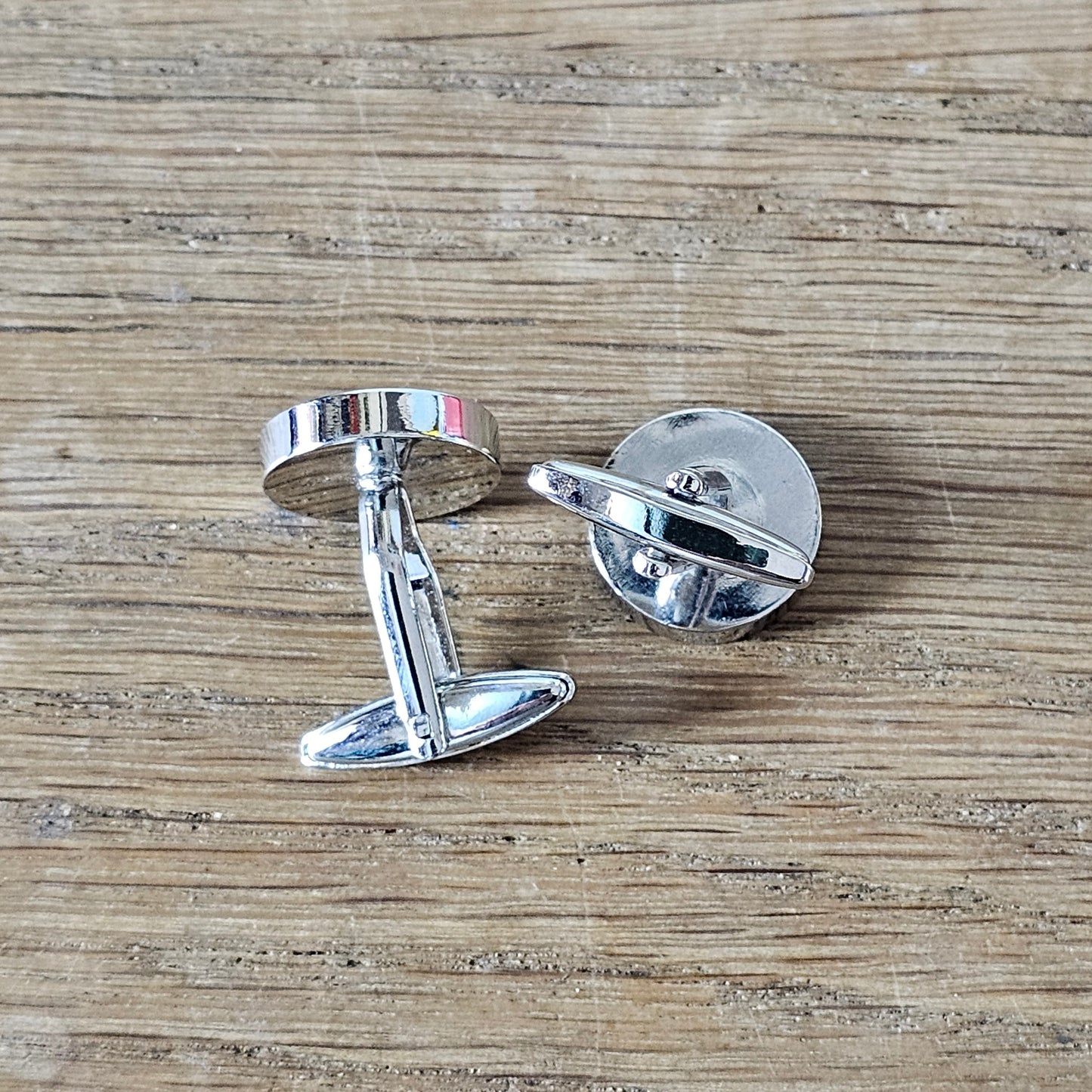 1960s/70s silver-tone & rust red enamelled circle cufflinks