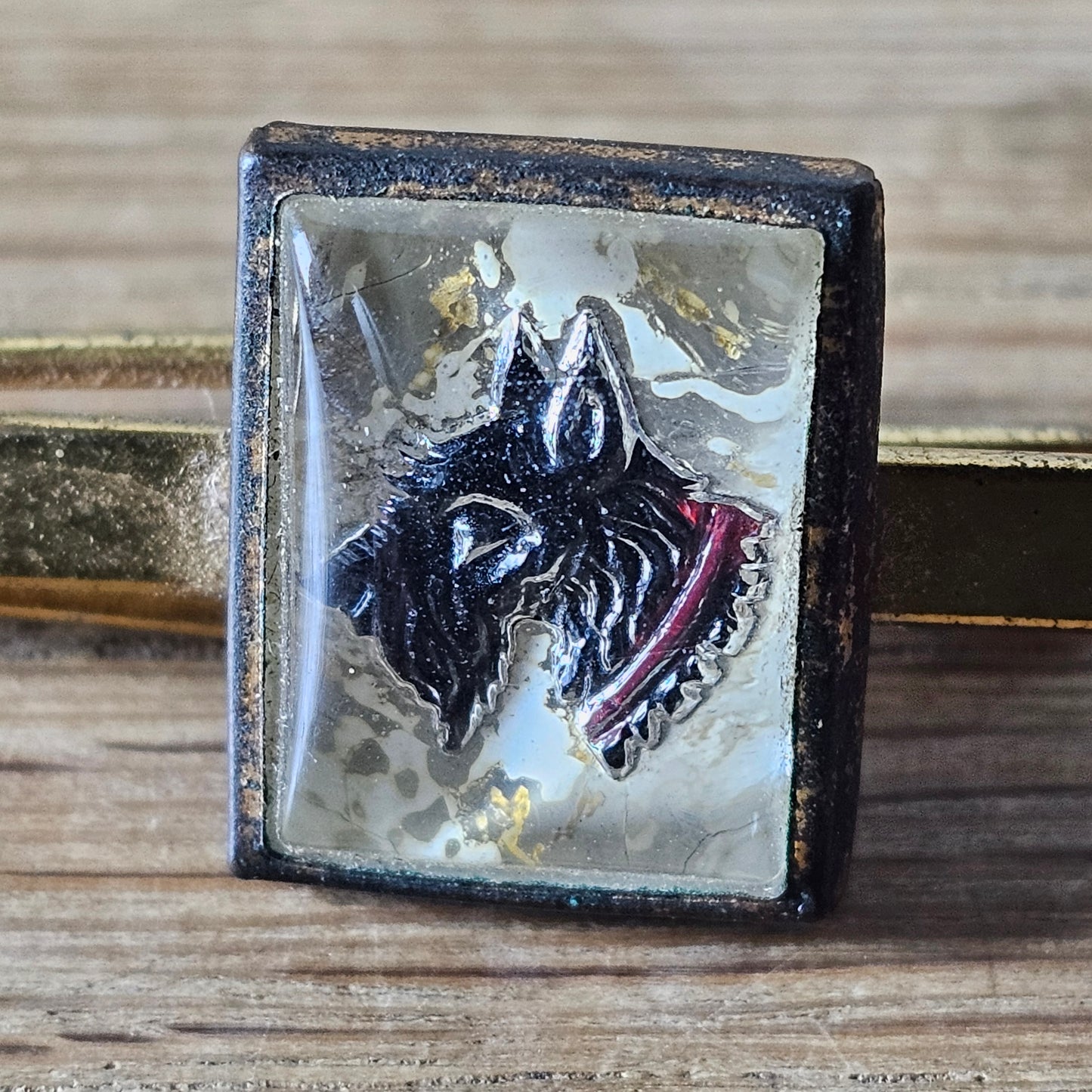1950s gold-tone Scottish terrier intaglio tie clip