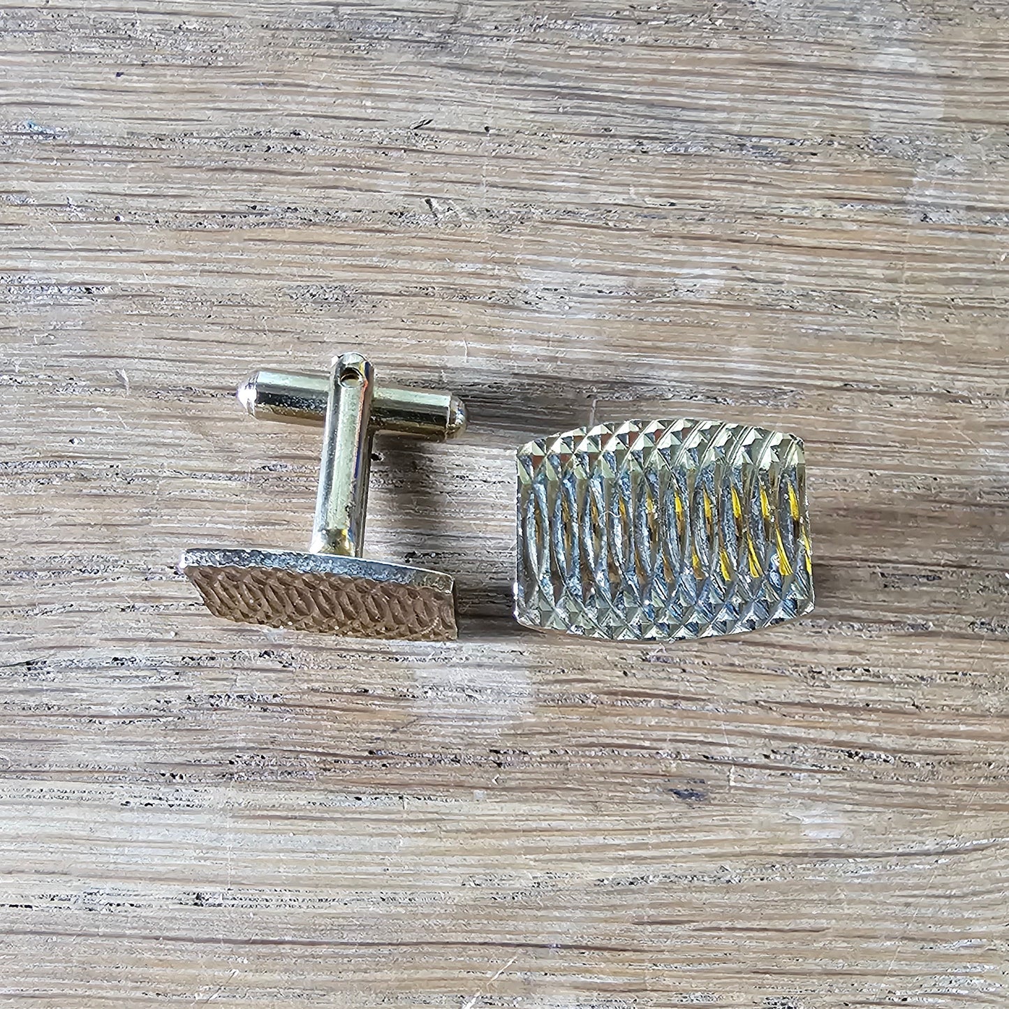 1960s gold-tone engraved curved rectangular cufflinks