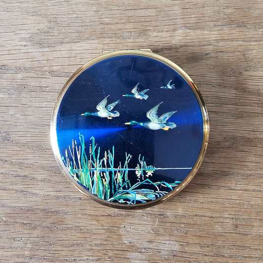 1950s Stratton flying ducks gold-tone powder compact