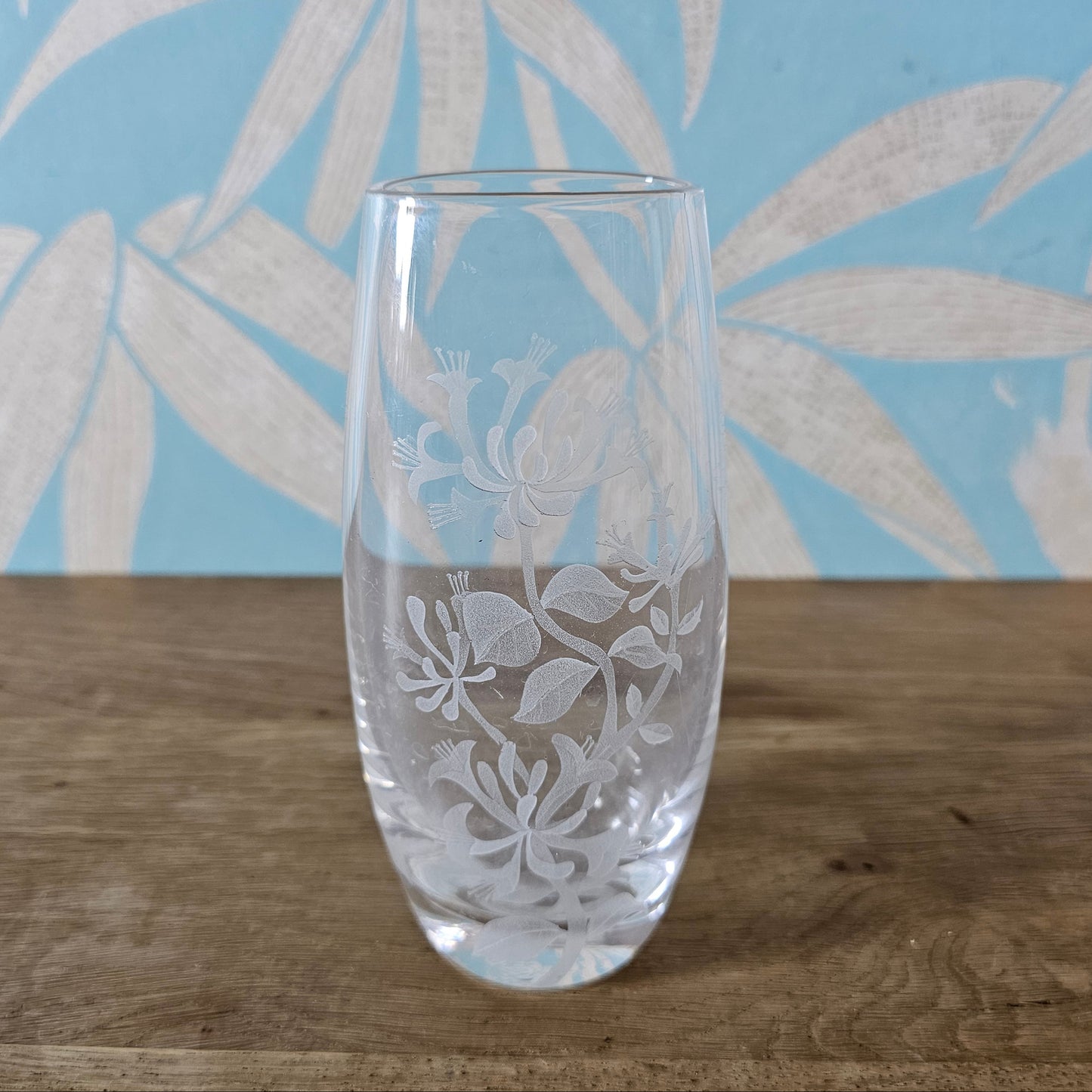 1960s/70s Stuart Strathearn Scotland etched crystal honeysuckle bud vase