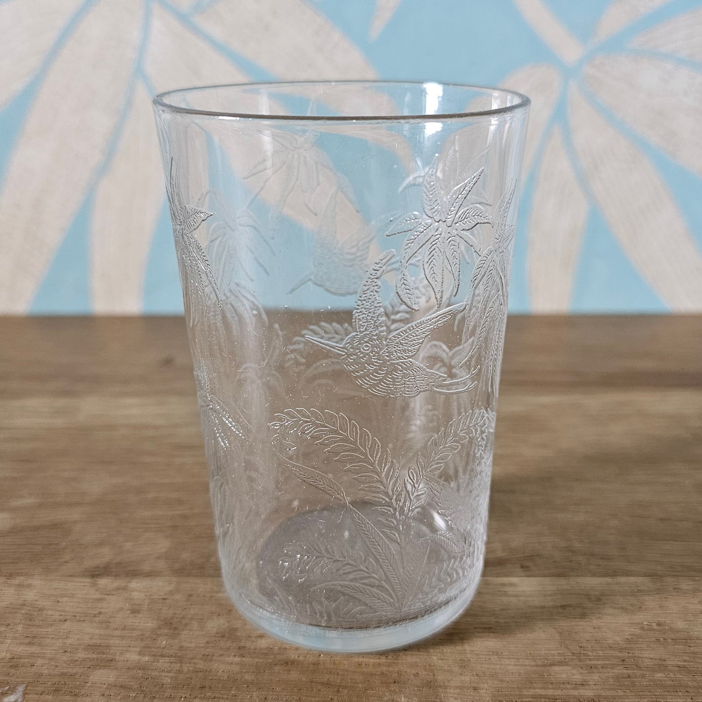 1960s etched glass tumbler with tropical bird design