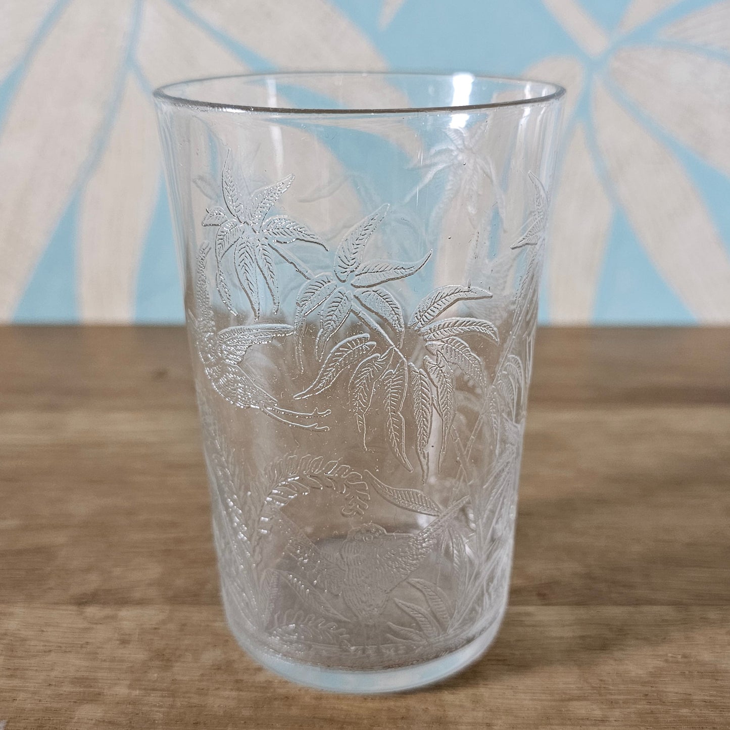 1960s etched glass tumbler with tropical bird design