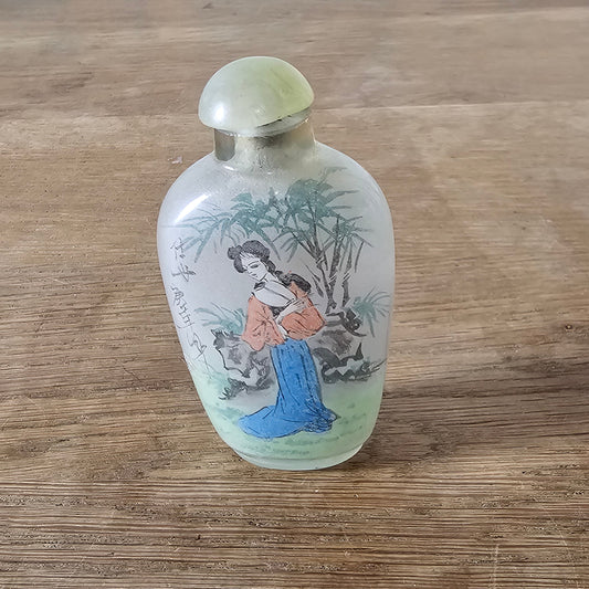 Vintage Chinese reverse painted Lady & Bamboo glass snuff bottle with serpentine stopper