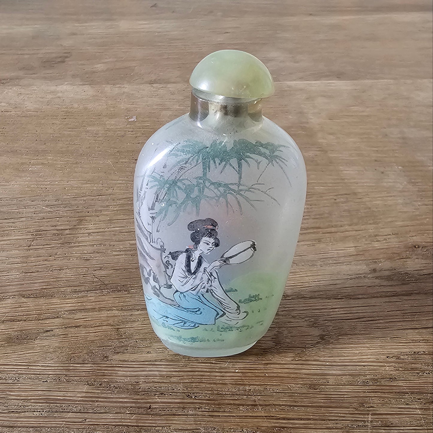 Vintage Chinese reverse painted Lady & Bamboo glass snuff bottle with serpentine stopper