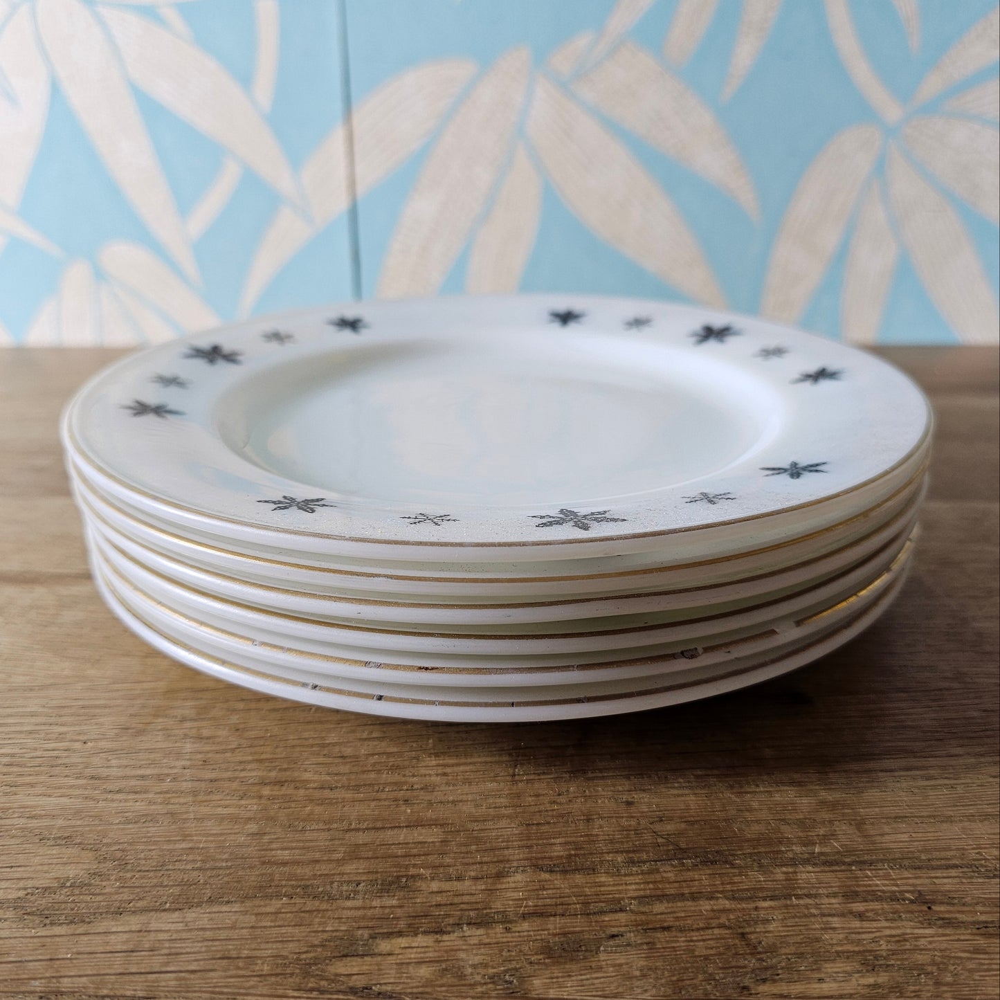 1950s JAJ Pyrex Charcoal on White Snowflake dinner set