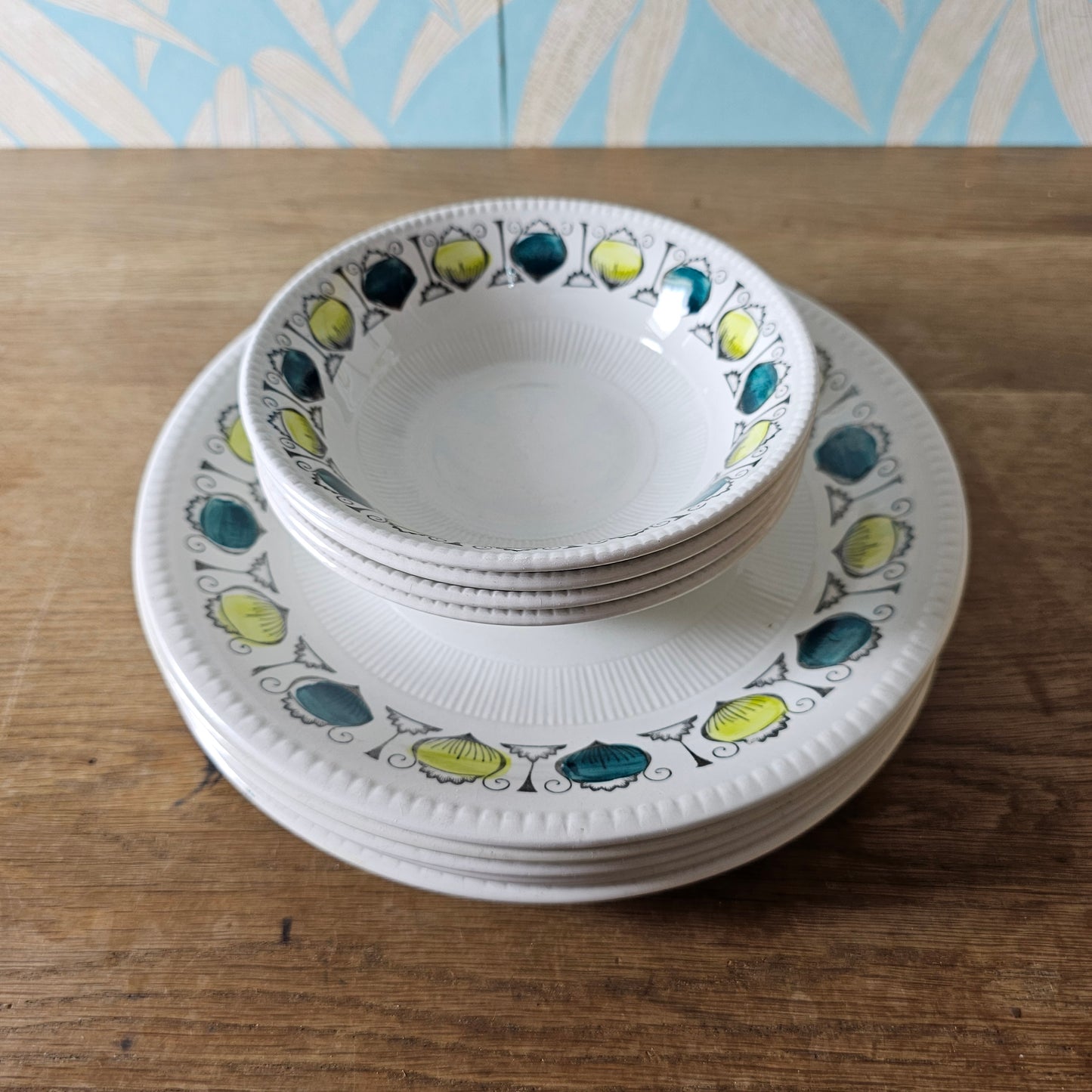 1966 Broadhurst Ironstone Kathie Winkle 'Tarragona' dinner & soup set