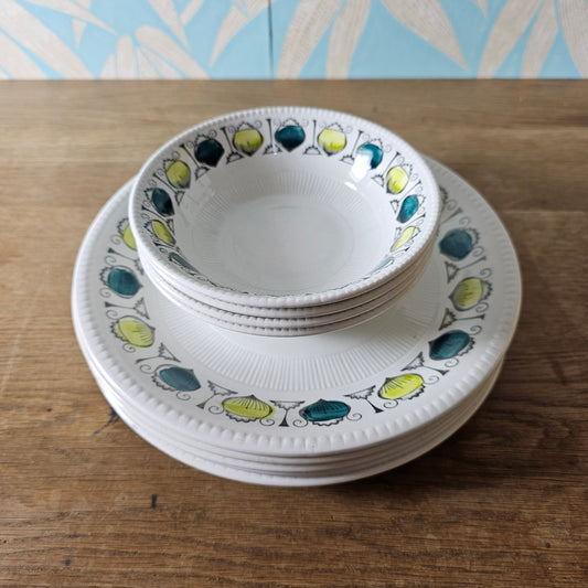 1966 Broadhurst Ironstone Kathie Winkle 'Tarragona' dinner & soup set