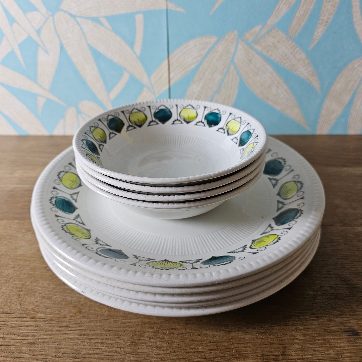 1966 Broadhurst Ironstone Kathie Winkle 'Tarragona' dinner & soup set