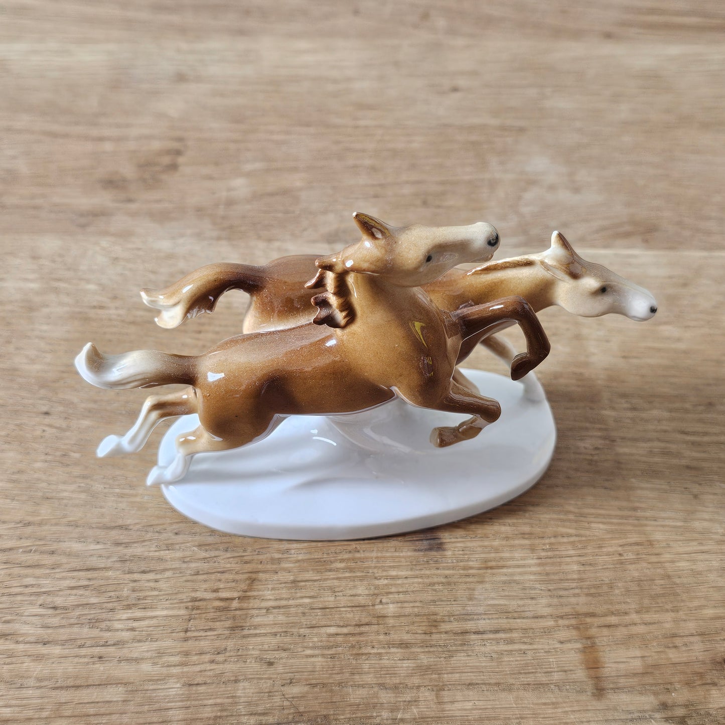 circa. 1950 Carl Scheidig Gräfenthal porcelain galloping horses figurine