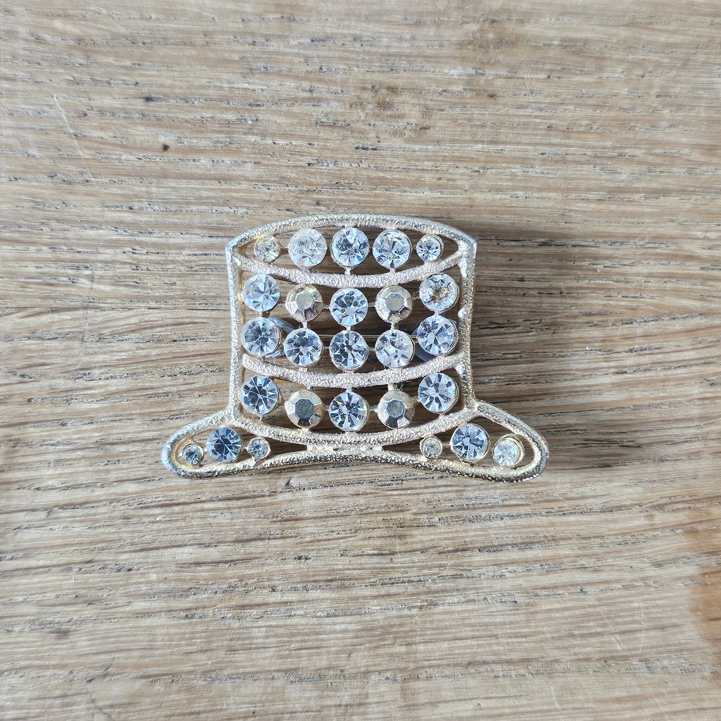 1980s M. Jent rhinestone top hat brooch