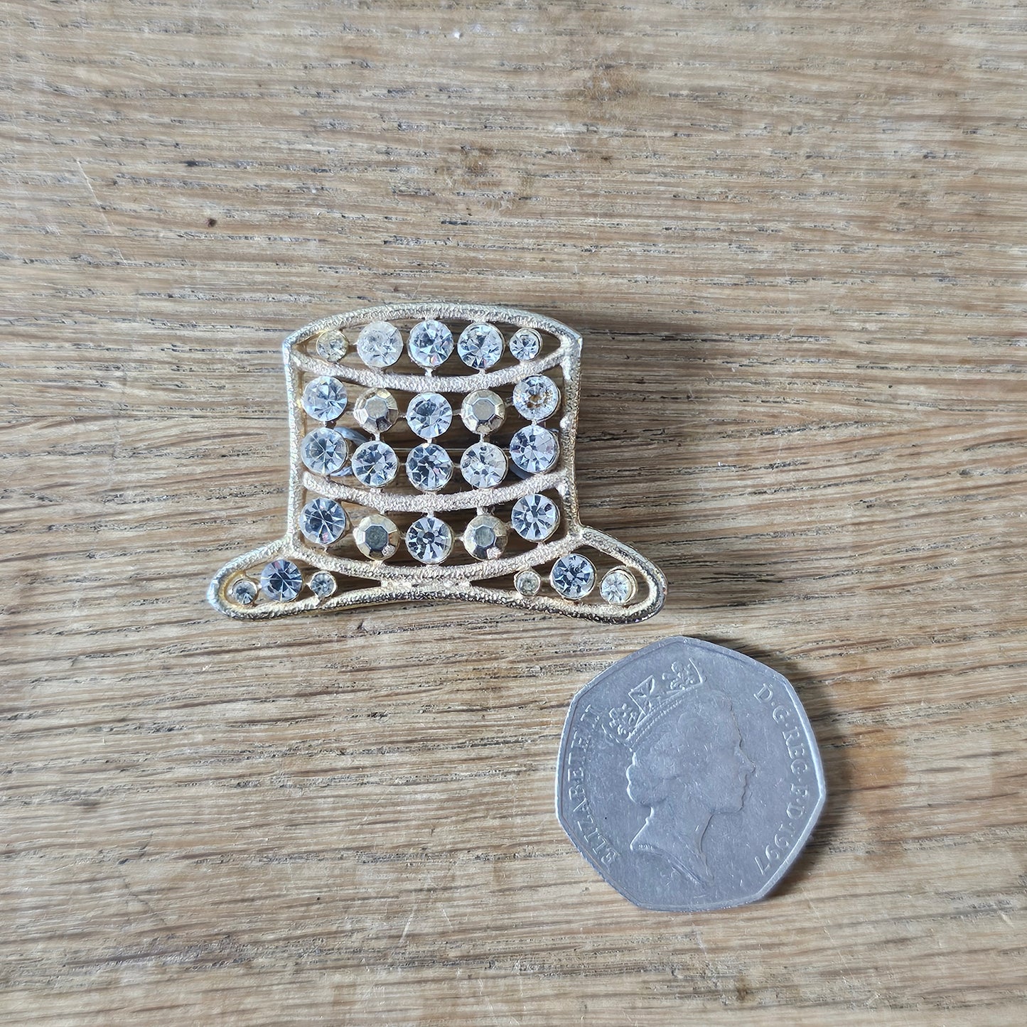 1980s M. Jent rhinestone top hat brooch