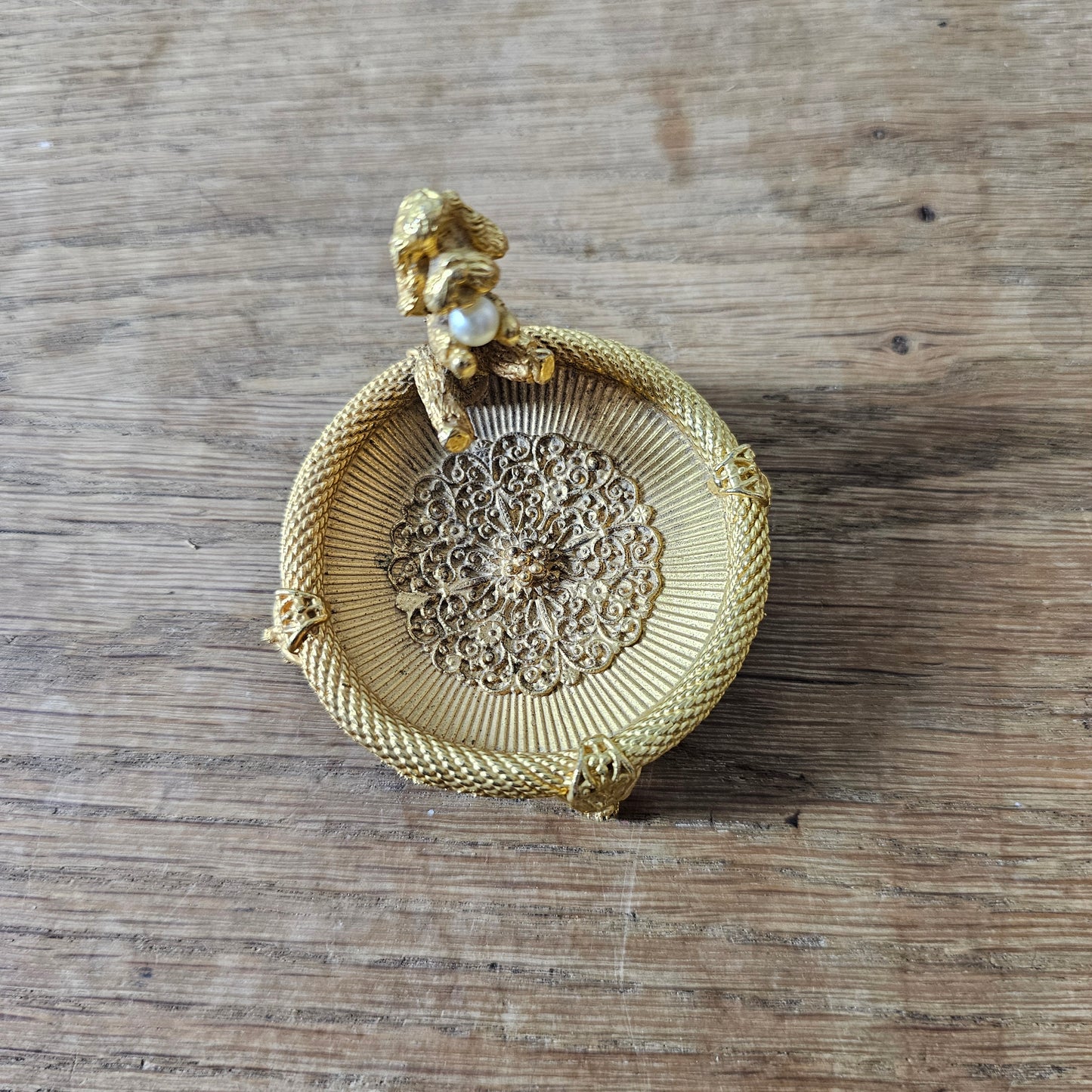 1950s Mirabella gold-tone poodle ring dish with faux pearl detail