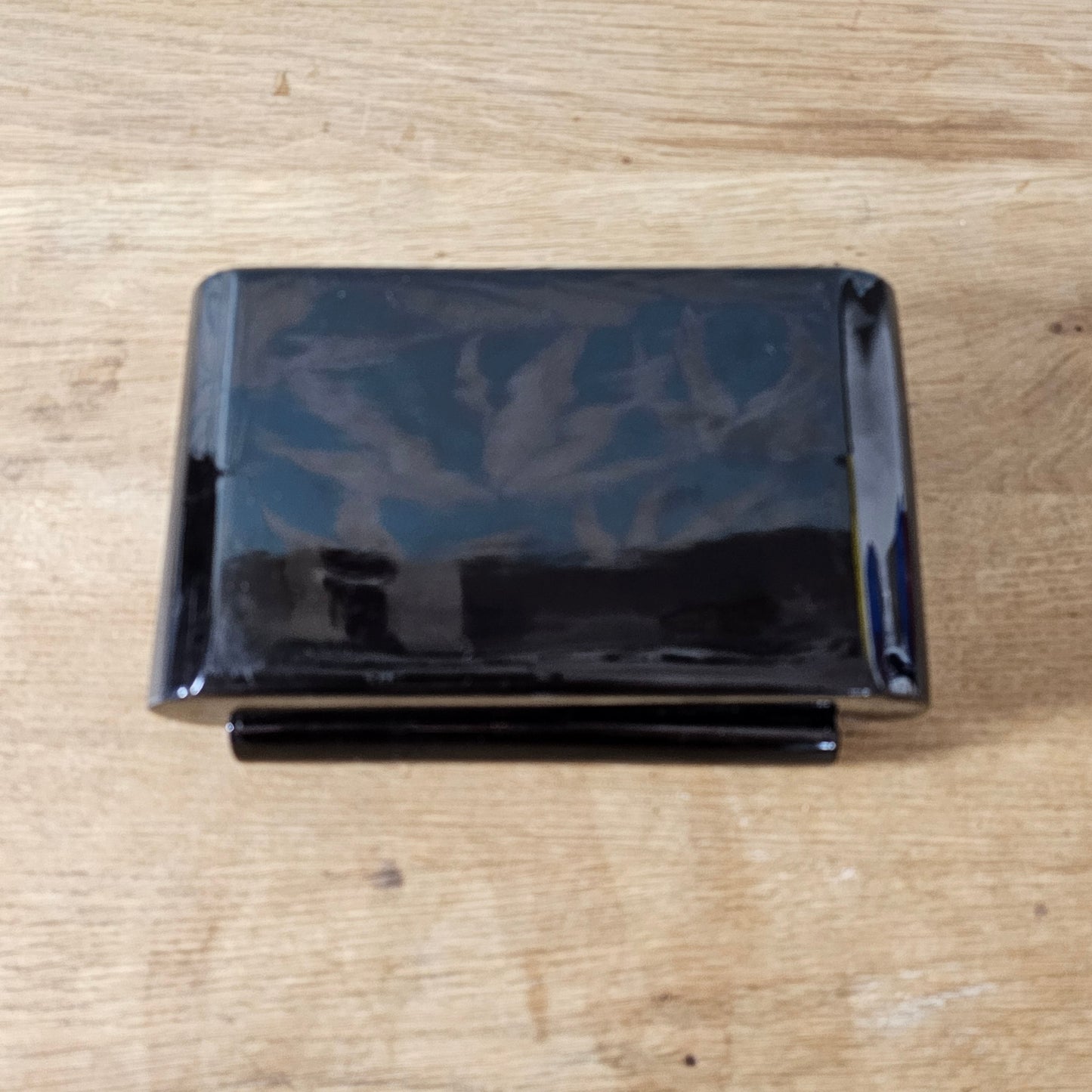 circa. 1960s black lacquer abalone shell oriental jewellery box