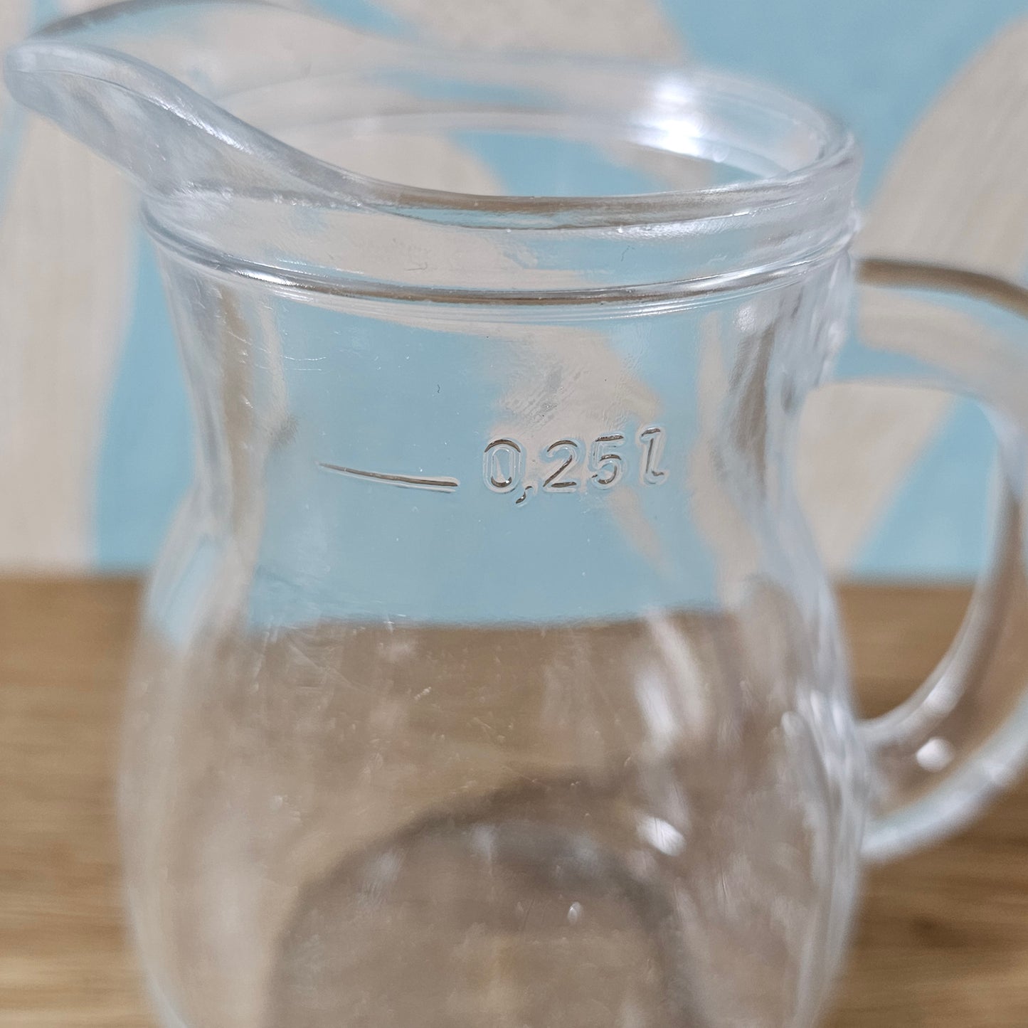 Classic Italian 0.25L clear glass jug