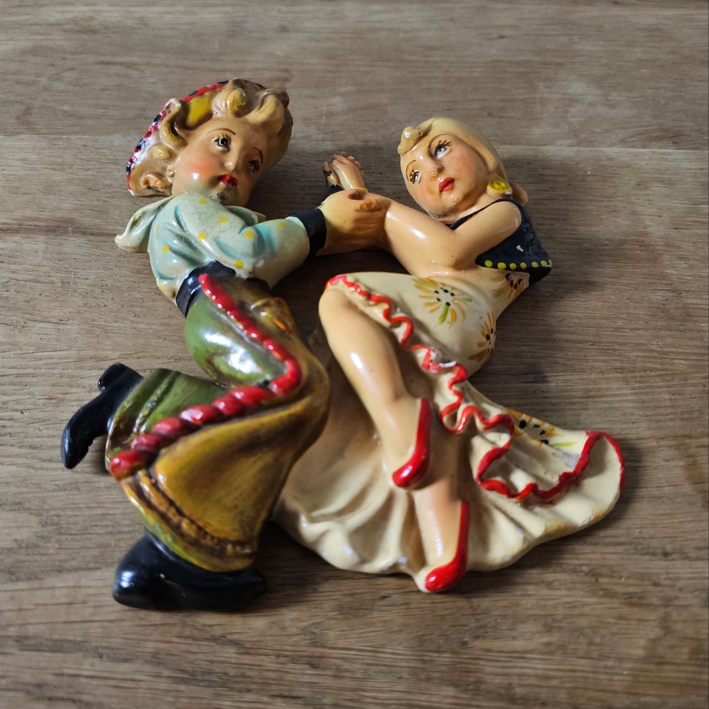 1950s Italian hand-painted chalkware Spanish dancing couple wall appliqué