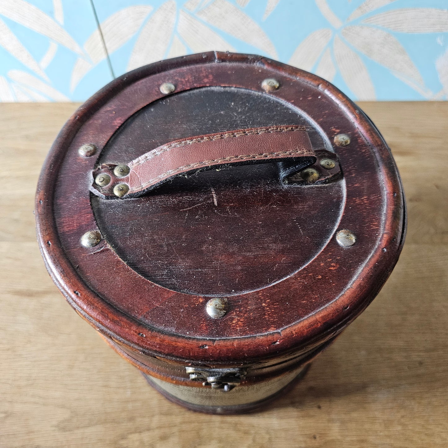 Via Vee World vintage-style round storage barrel with antique map print