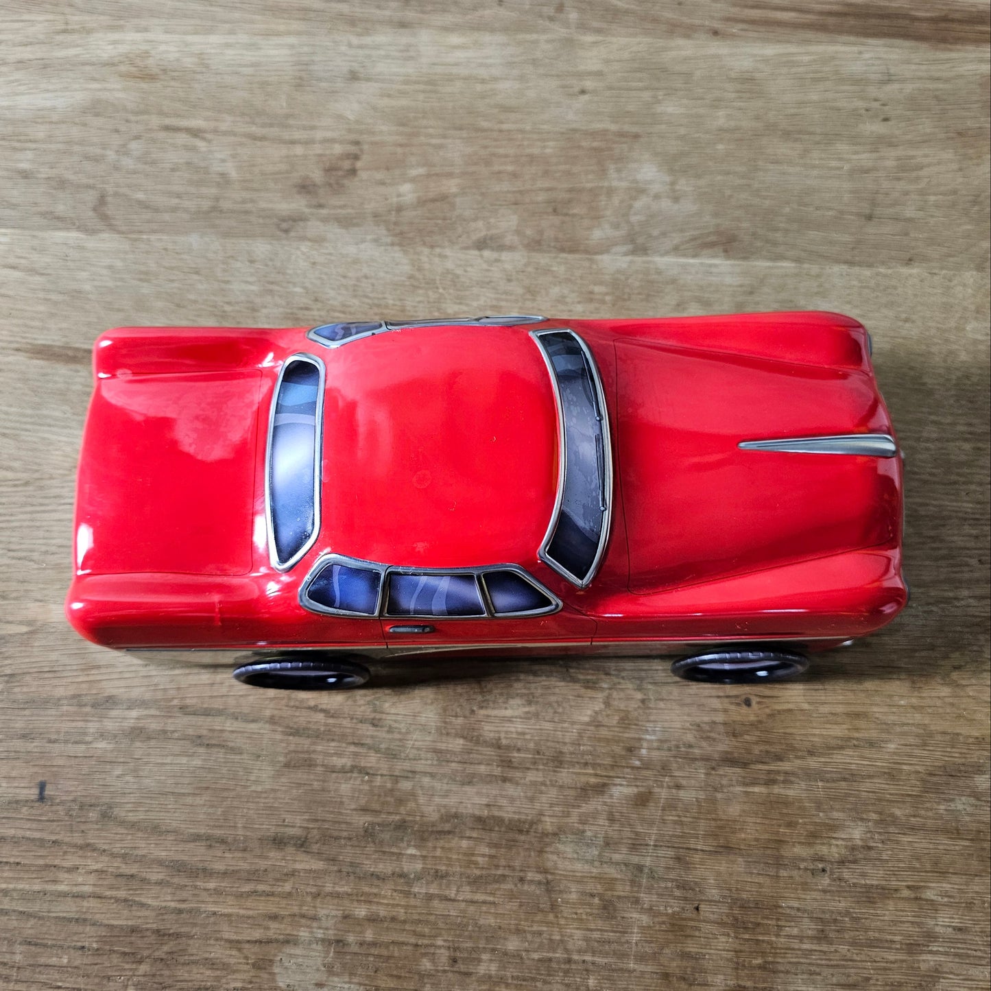 2021 Silver Crane Co. red classic car cookie tin
