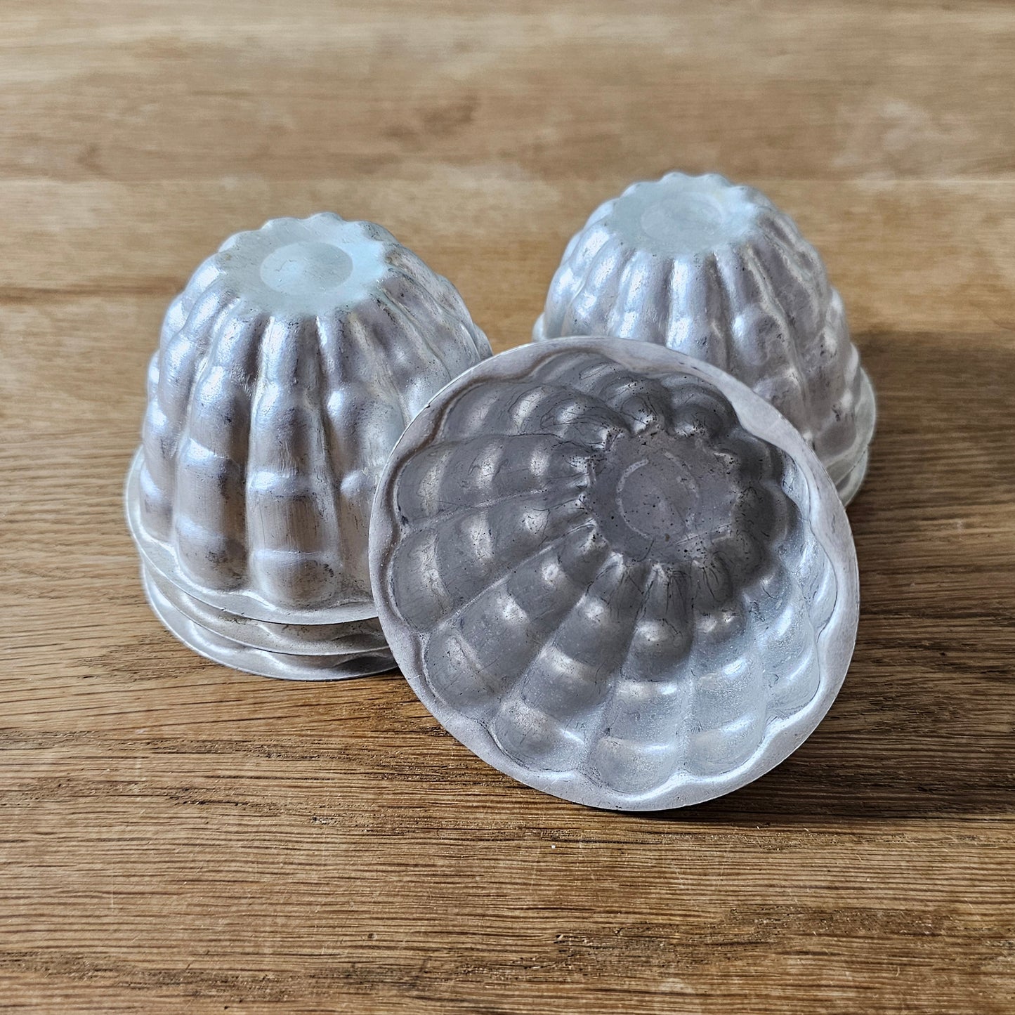 Set of 6 vintage aluminium jelly or blancmange moulds