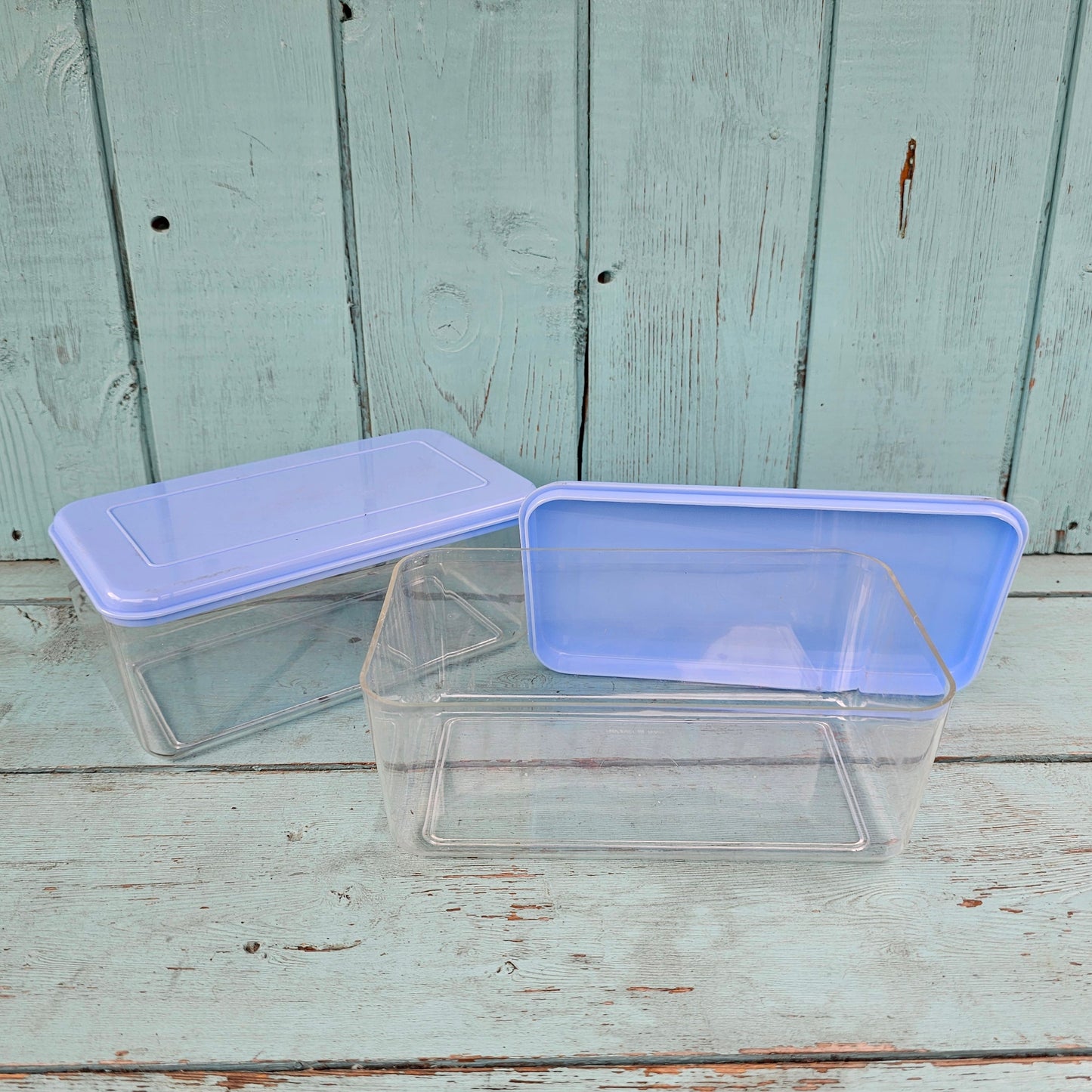 Mid-century Isovac picnic set in world travel print carry case