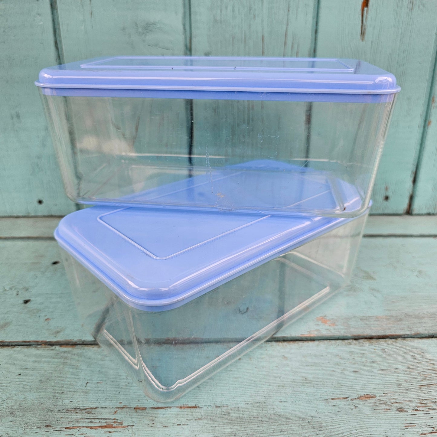 Mid-century Isovac picnic set in world travel print carry case