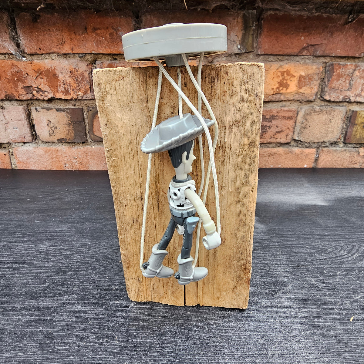 1999 McDonald's Disney Pixar Toy Story 2 monochrome Woody marionette Happy Meal toy