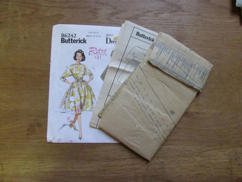 Uncut 2015 Butterick Retro'60 B6242 sewing pattern for misses' 1960s dress, sizes 6-14 (complete)