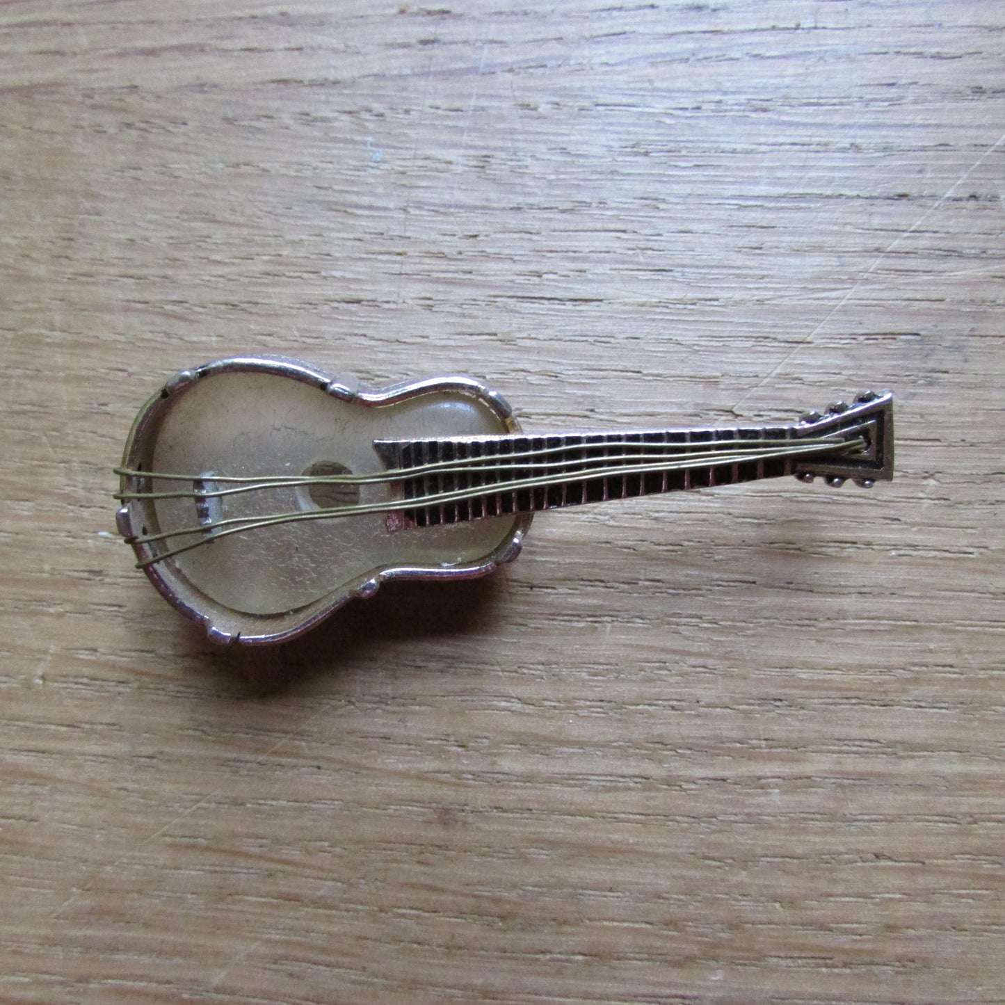 1950s/60s Spanish Toledo ware guitar brooch with Mother of Pearl inlay