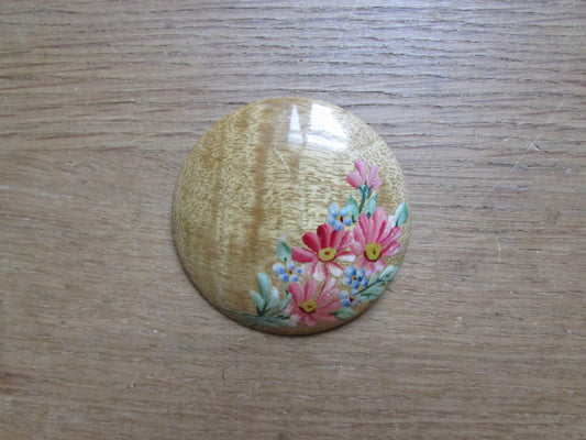 1950s hand-painted Oregon Myrtlewood souvenir brooch