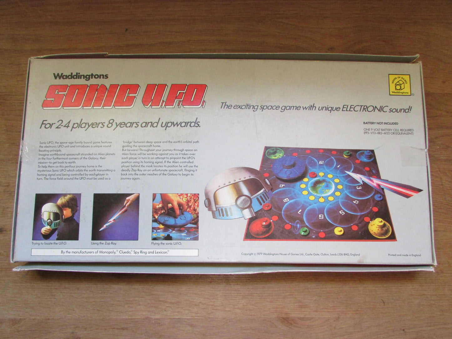 1979 Waddingtons Sonic UFO space board game