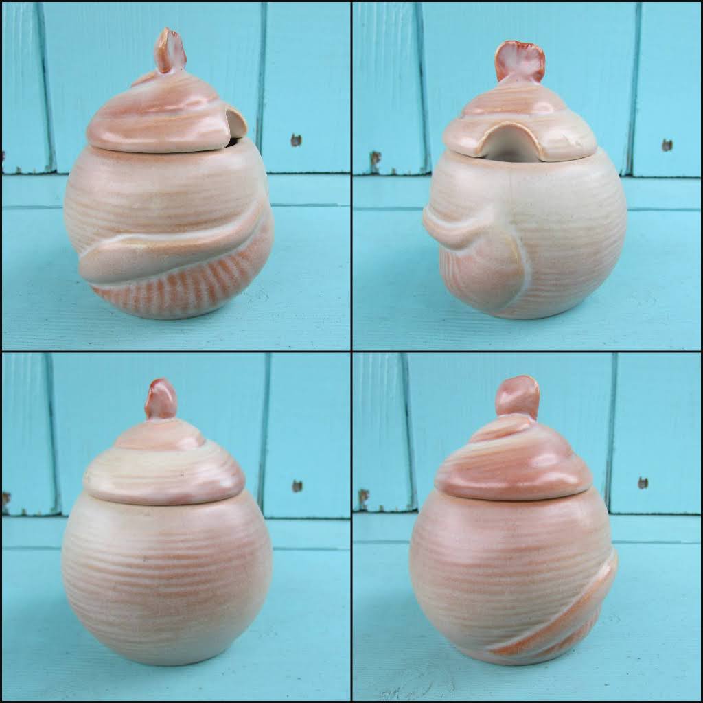 1960s Carlton Ware handpainted Australian Design ceramic shell cruet set