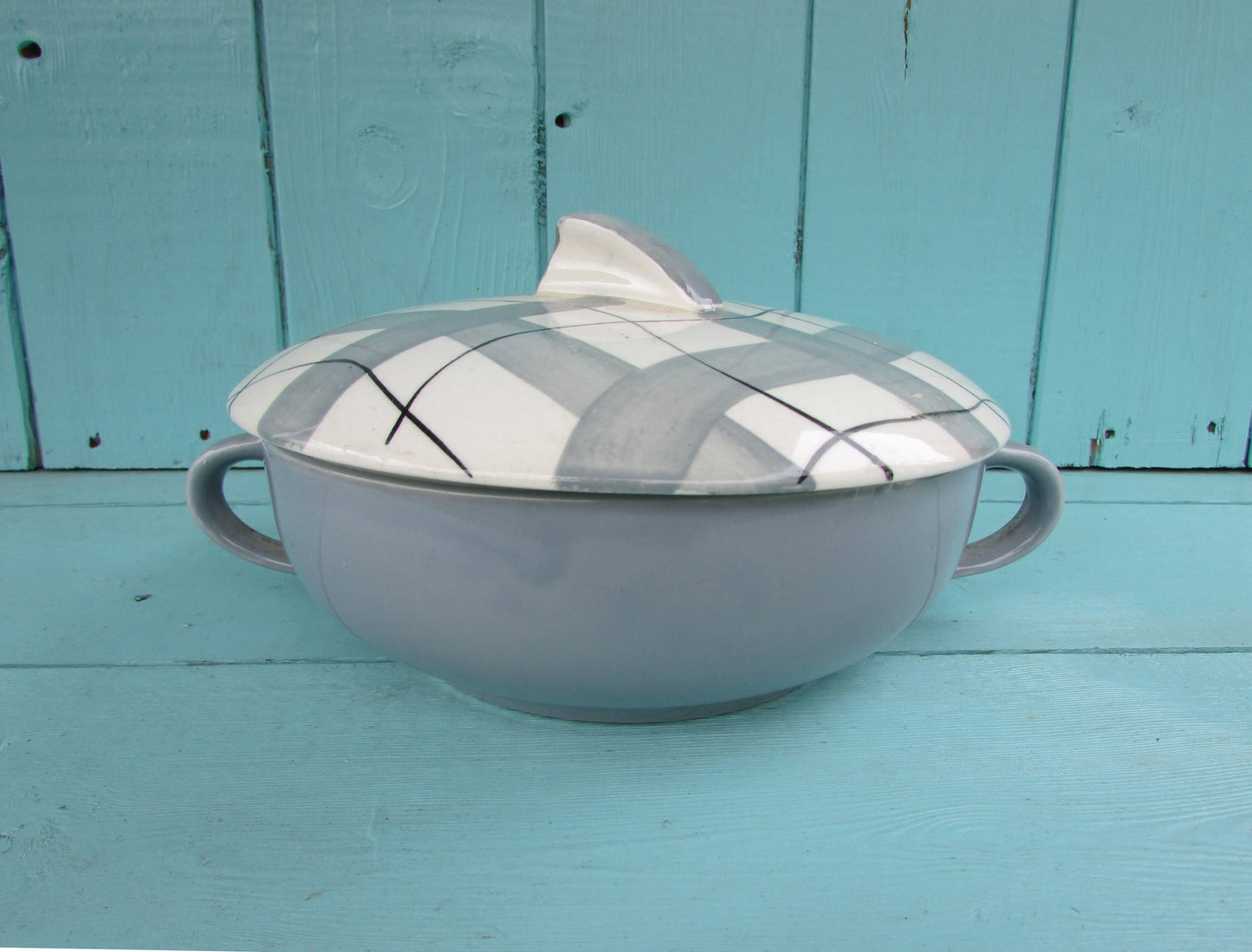 Mid-century grey & white plaid/check tureen