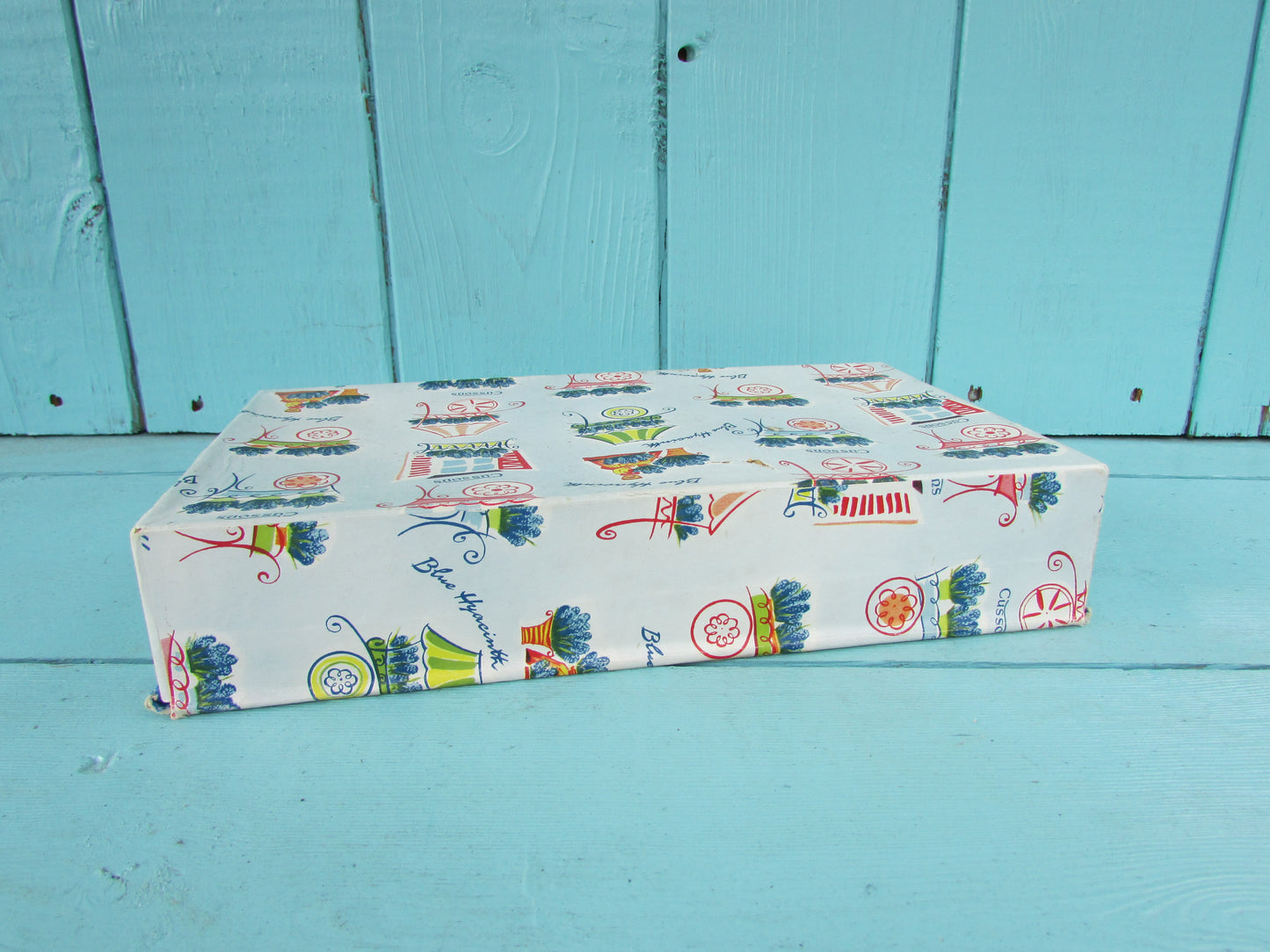 circa. 1960s unused Cussons Blue Hyacinth bath/toiletries gift set, boxed