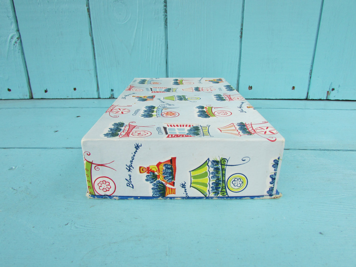 circa. 1960s unused Cussons Blue Hyacinth bath/toiletries gift set, boxed