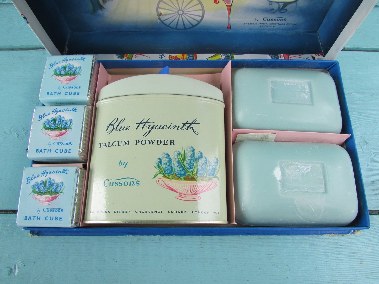 circa. 1960s unused Cussons Blue Hyacinth bath/toiletries gift set, boxed