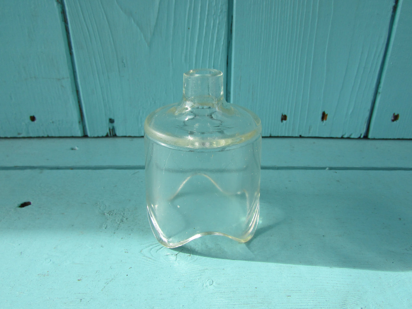 circa. 1950s Pyrex glass pie funnel