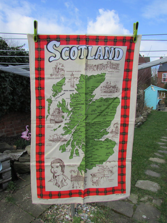 Vintage Dunluce Scotland cotton tea towel