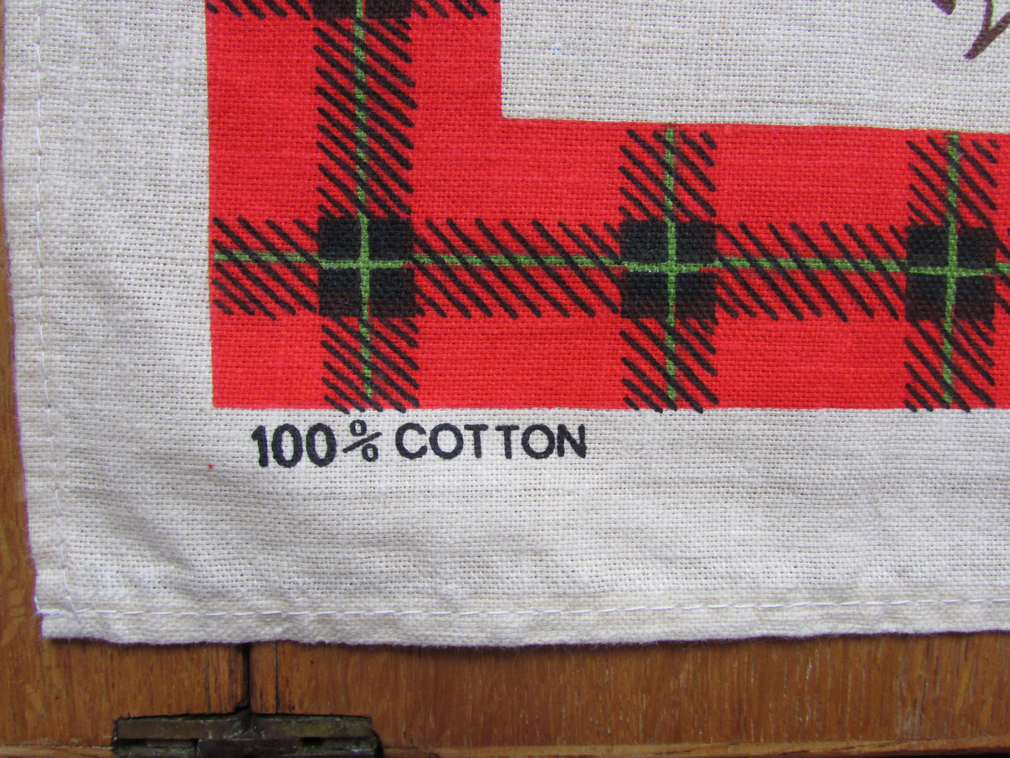 Vintage Dunluce Scotland cotton tea towel