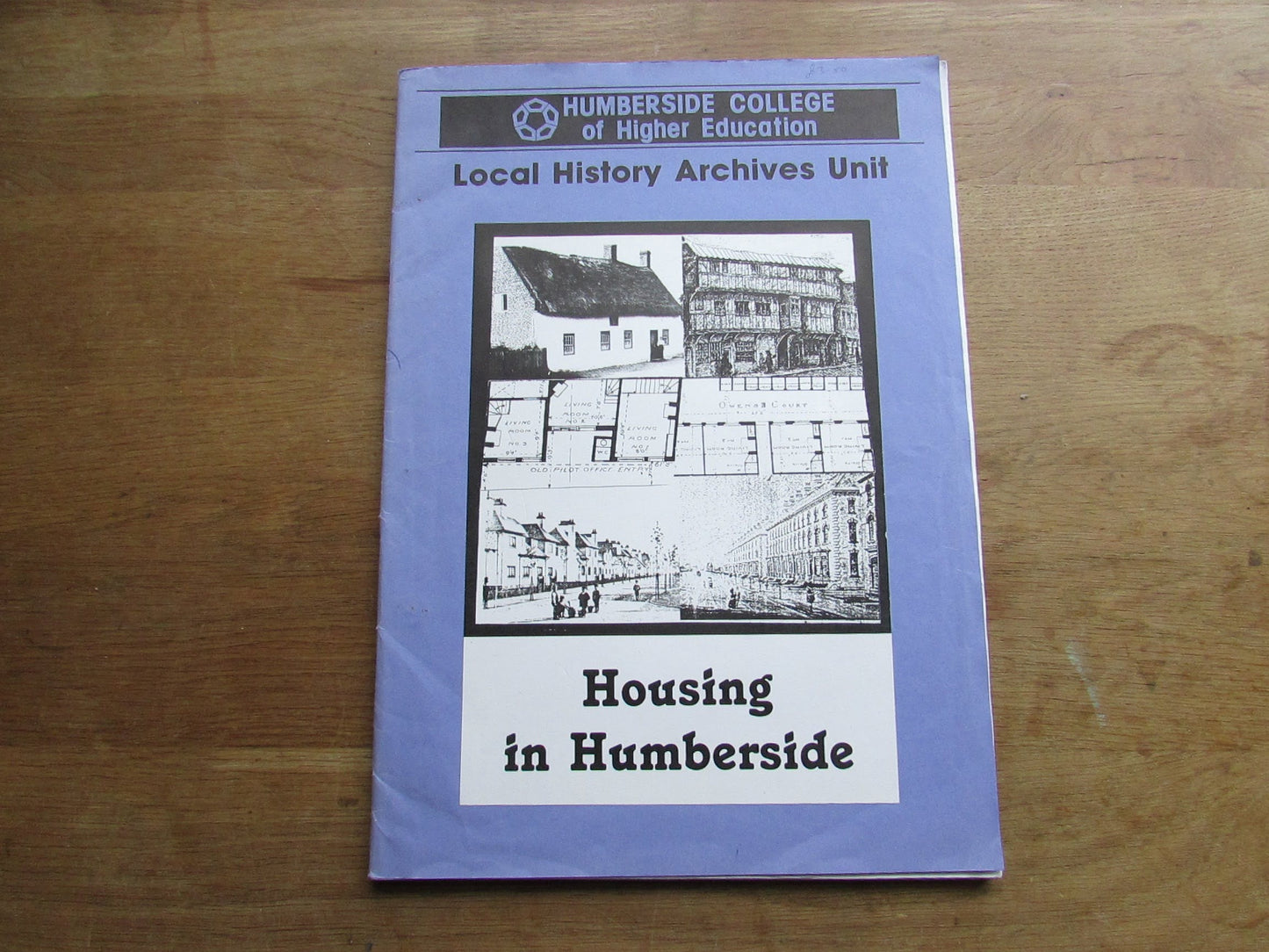 Assorted 1980s Humberside College of Education Local History Archives information books