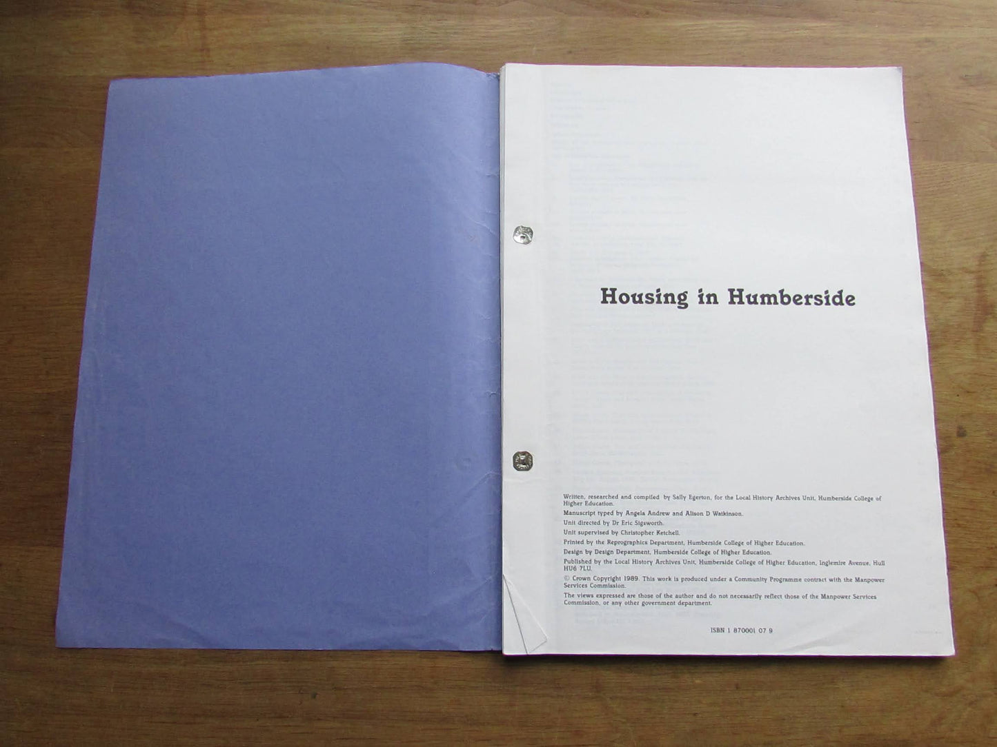 Assorted 1980s Humberside College of Education Local History Archives information books