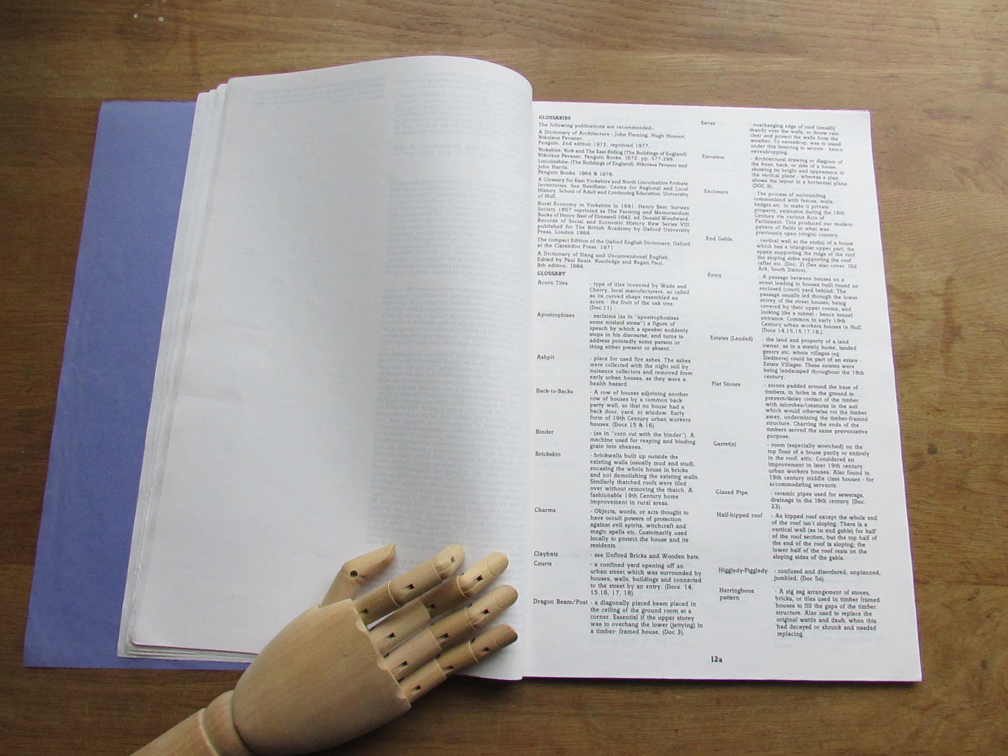 Assorted 1980s Humberside College of Education Local History Archives information books