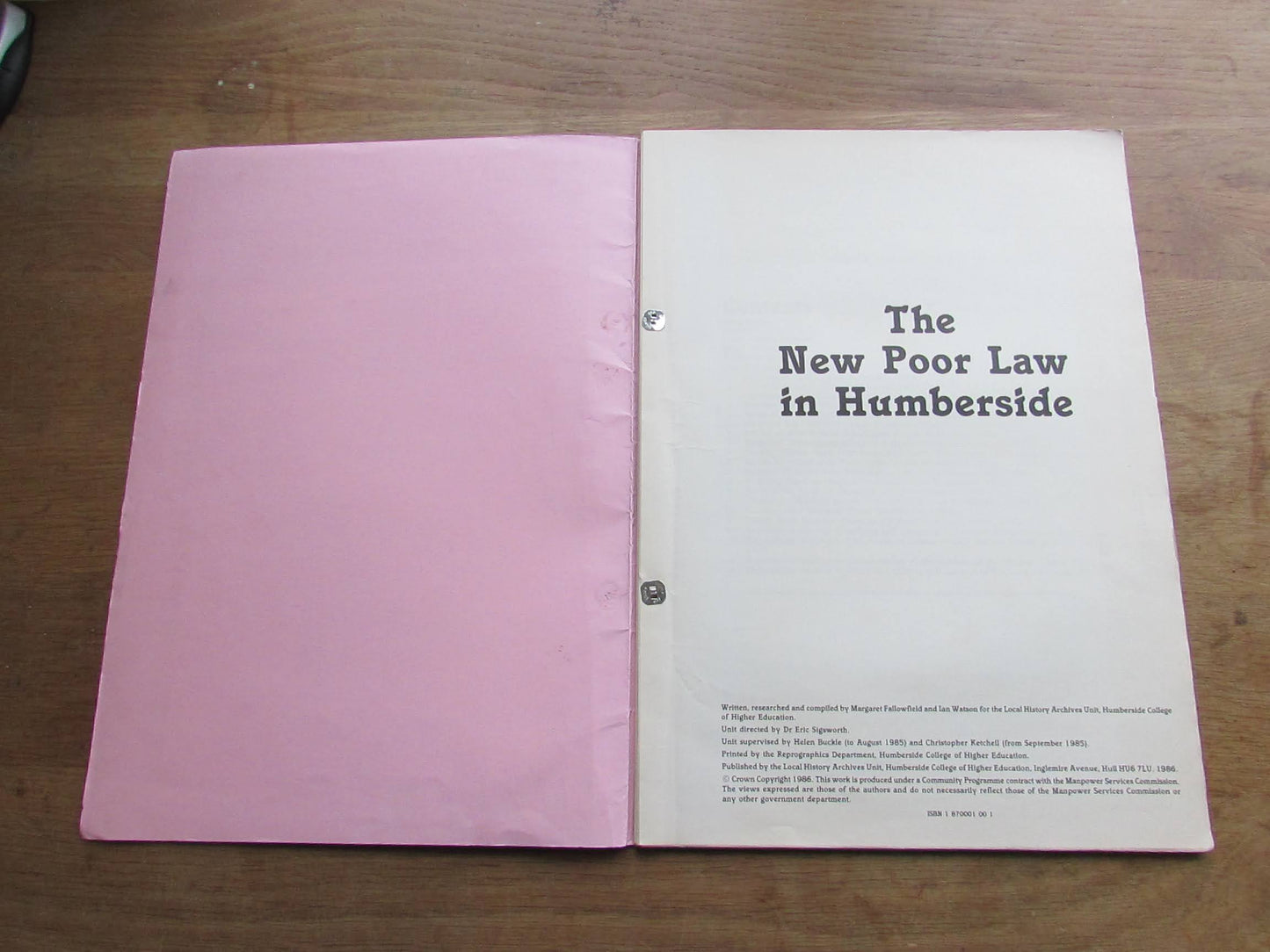 Assorted 1980s Humberside College of Education Local History Archives information books