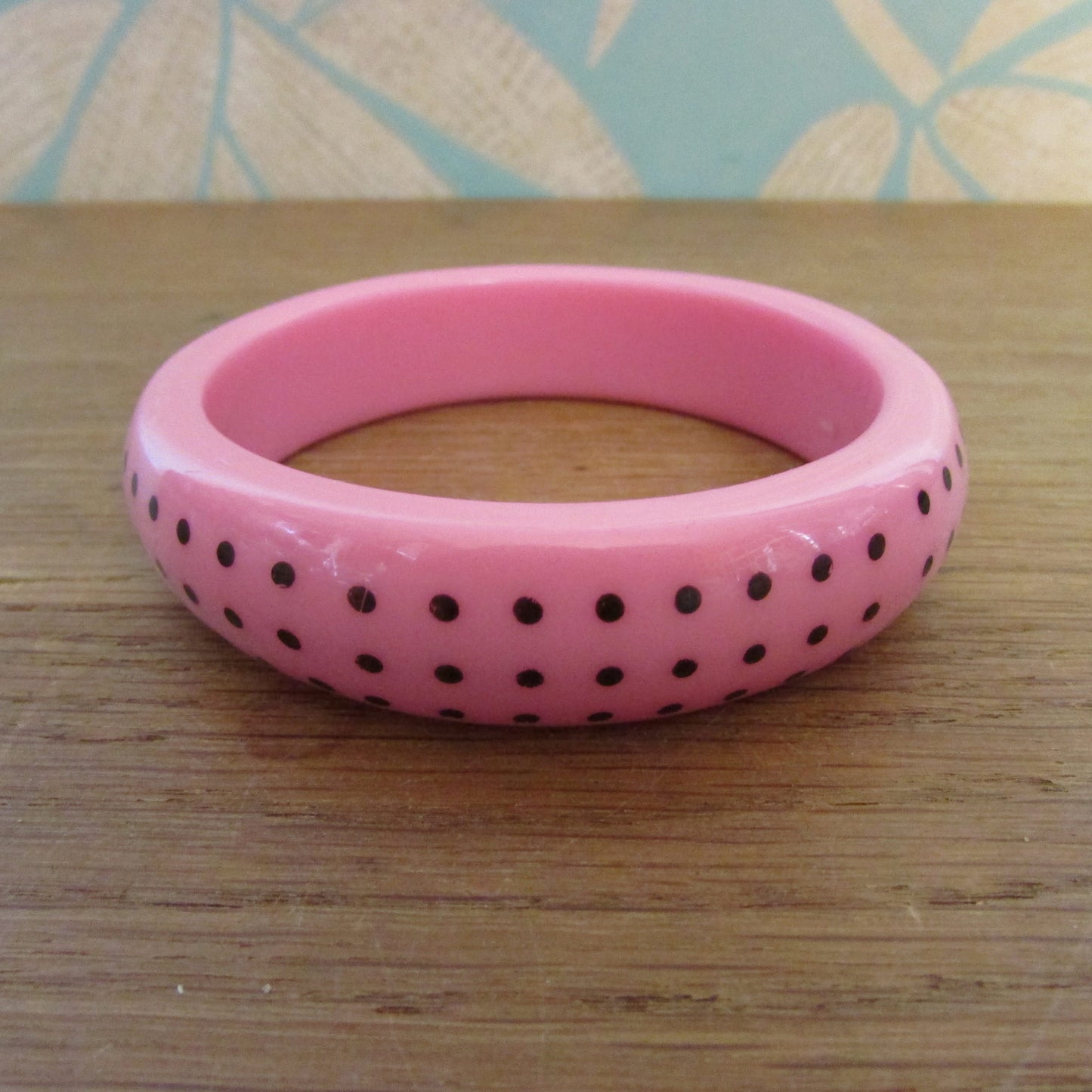 circa. 1980s clear translucent, and pink polka dot acrylic bangle set