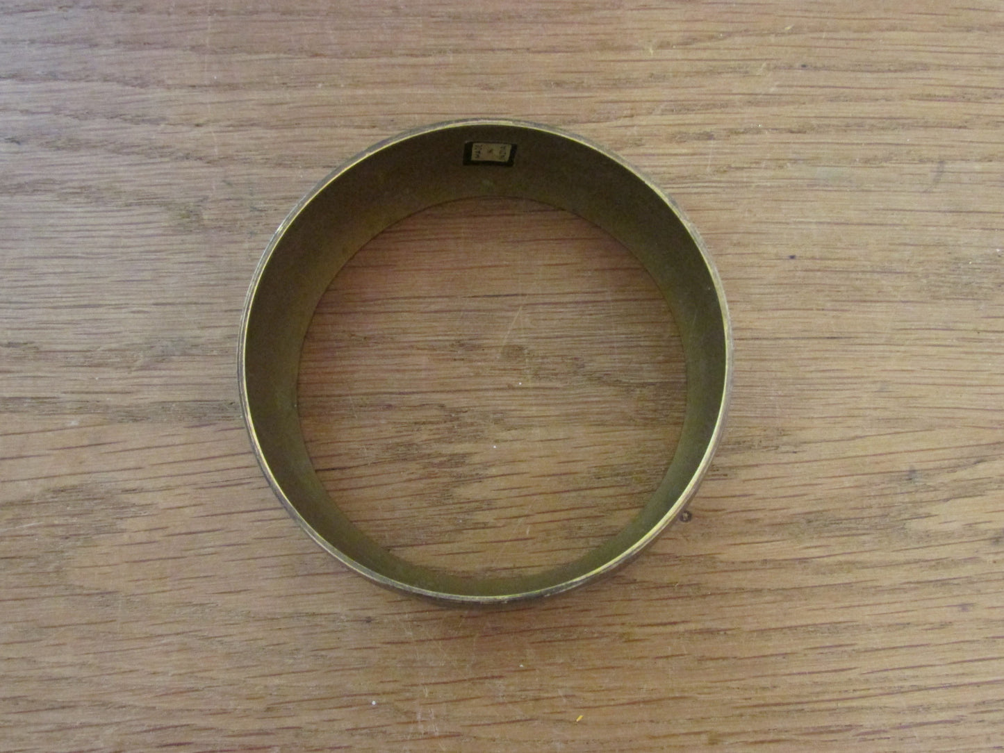 Vintage metal inlaid brass patterned bangle, made in India