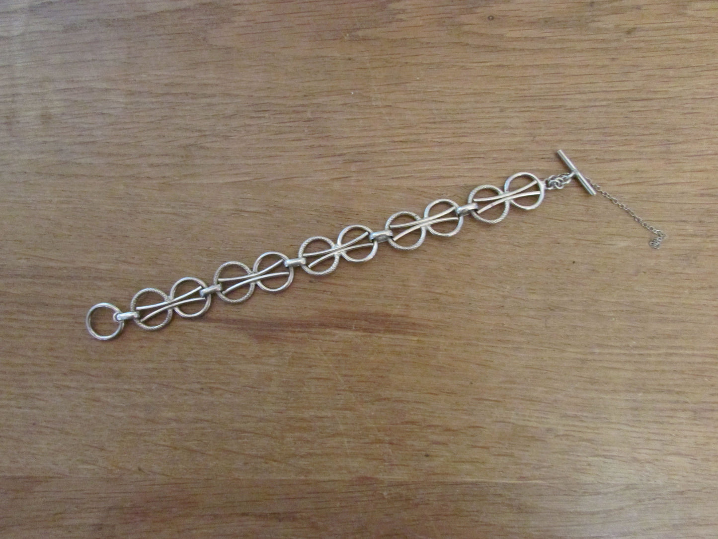 Vintage Italian silver-tone chain paired link circles bracelet