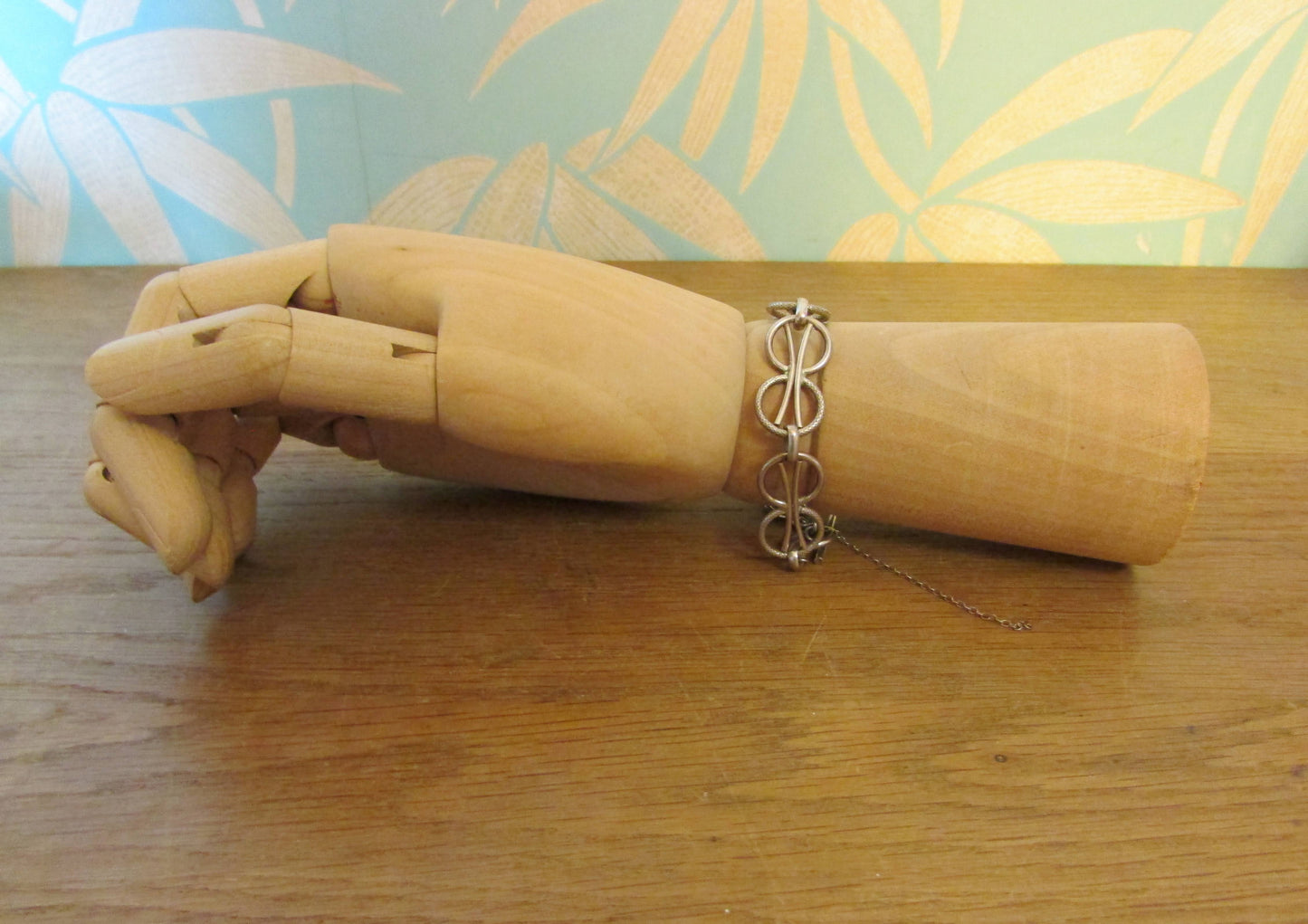 Vintage Italian silver-tone chain paired link circles bracelet