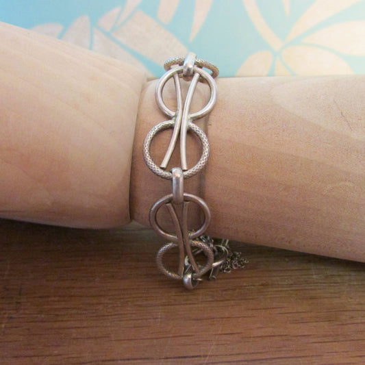 Vintage Italian silver-tone chain paired link circles bracelet