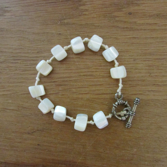 Vintage mother of pearl irregular squares bracelet with silver-tone clasp