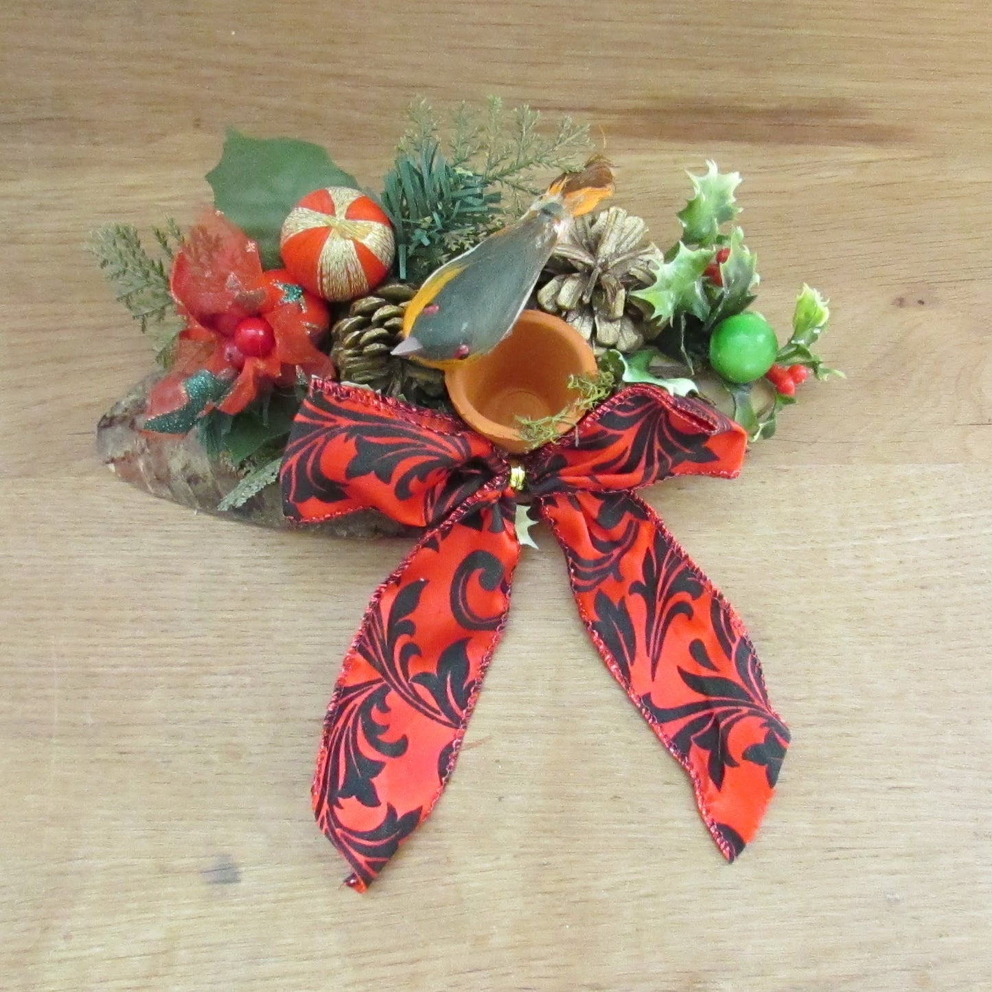 Vintage handmade Christmas candle centrepiece with robin and bow