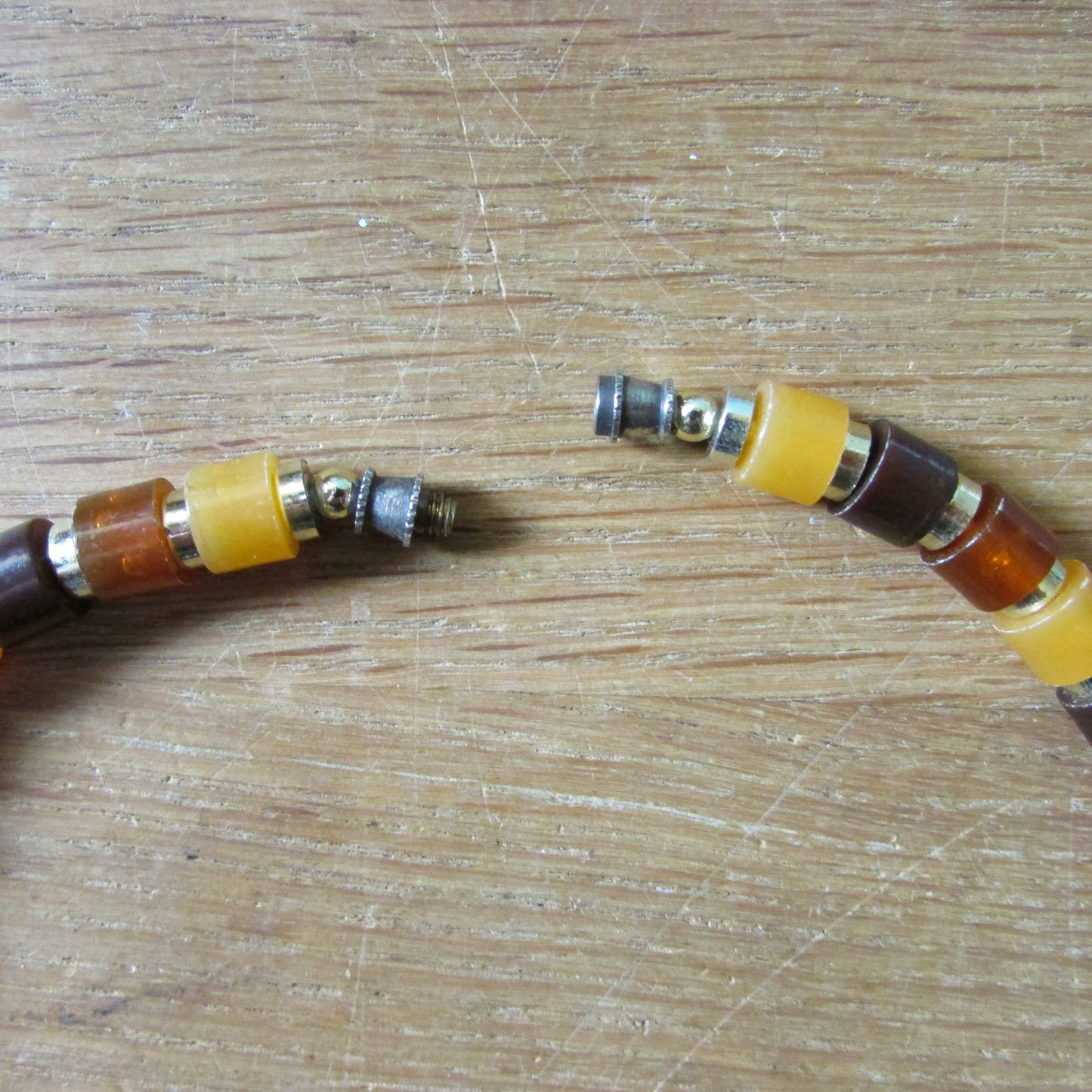 Y2K brown & amber tone plastic disc bead necklace